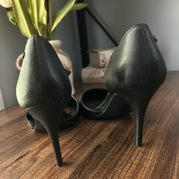 Simply Vera Wang Woman's Pointed Toe Pumps Sandals Size 9.5 - Picture 5 of 9